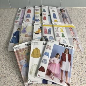 SIMPLICITY Sewing Patterns Various Types Sizes New Opened Kids Learn Pets Lot 13